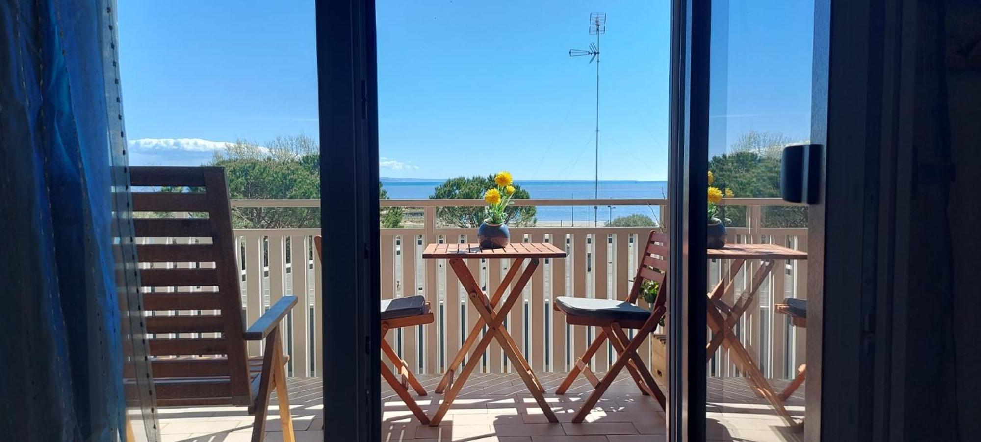 Seaview Beach Front Grado Pineta Andromeda Exterior photo